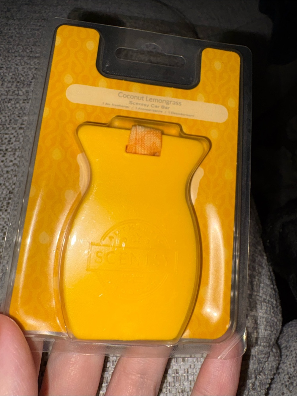 Scentsy Yellow Car Bar – Coconut Lemongrass